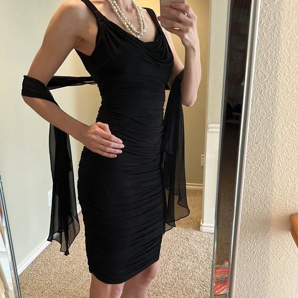 BCBGMaxAzria | Dresses | Bcbgmaxazaria Gathered Or Ruched Cocktail Dress  Size M | Poshmark